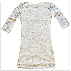 VELVET by GRAHAM & SPENCER Lace Dress